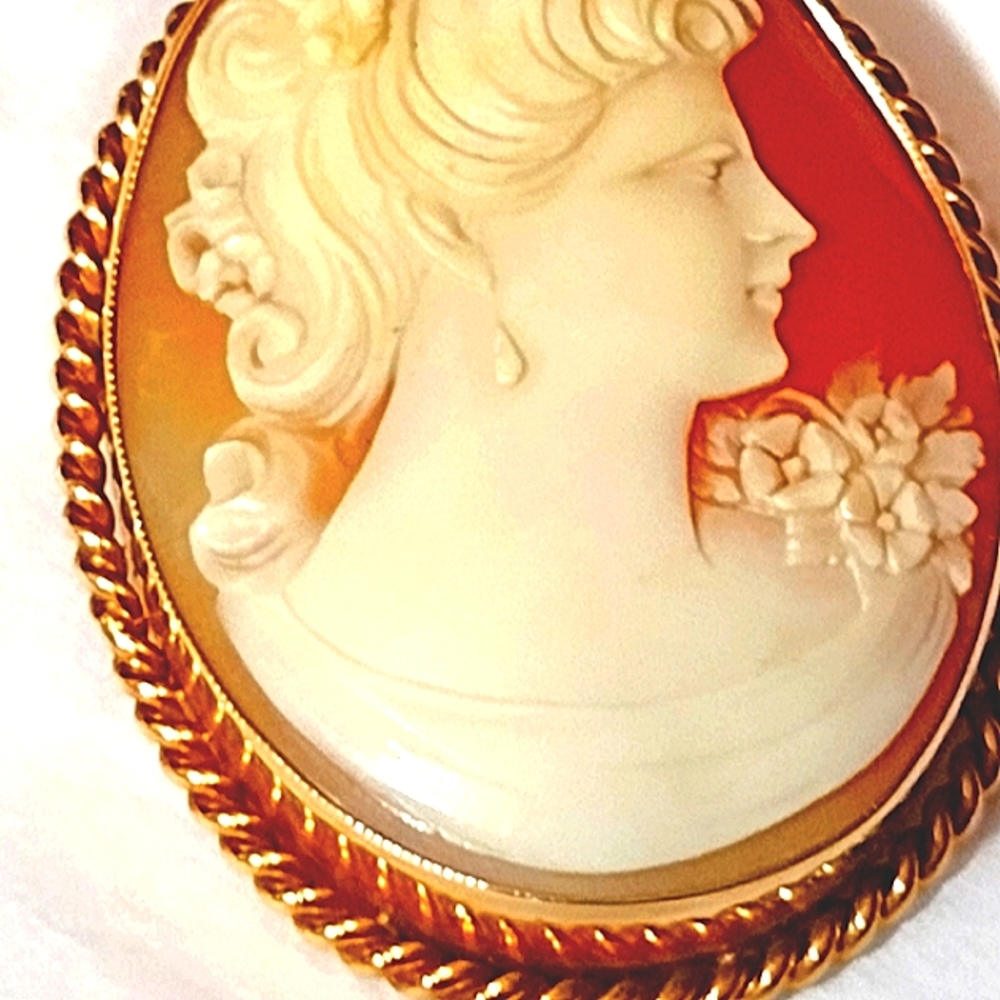 14KT Gold Real Shell Cameos - Picture 10 of 10